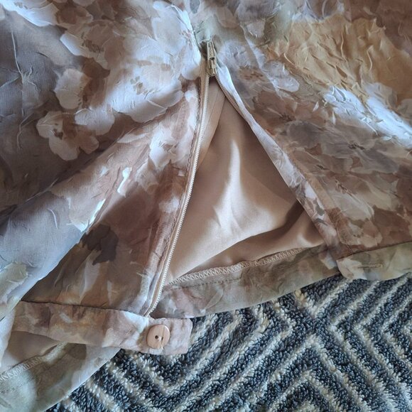 Summer Floral Sheer Lined Skirt - Picture 4 of 9